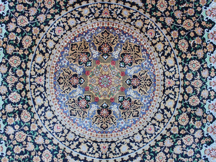 300lines hand-made silk carpet medallion