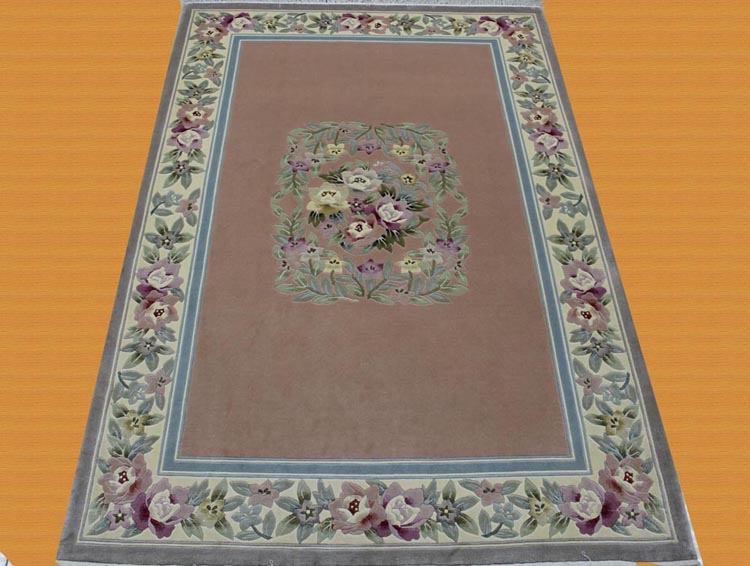 120道绢丝地毯牡丹图案地毯