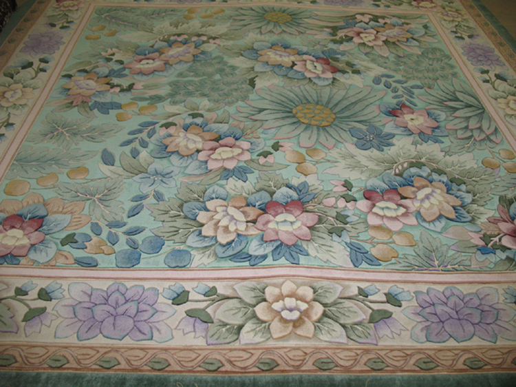 正方形牡丹图案绢丝地毯