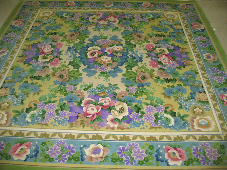 120道正方形牡丹图案绢丝地毯