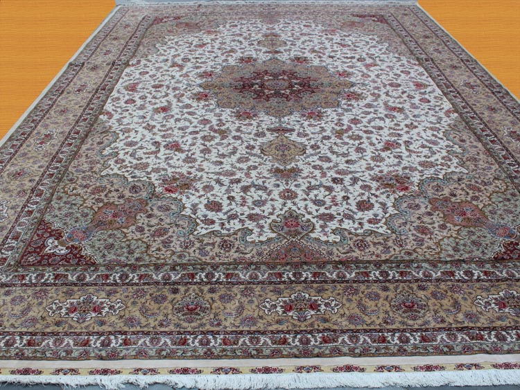 largest silk carpet in 300lines quality